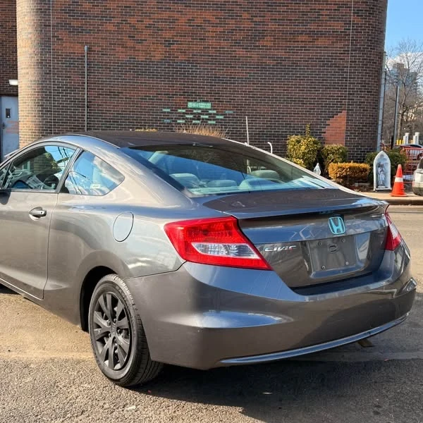 2012 Honda Civic 9th Gen - Image 7 of 19