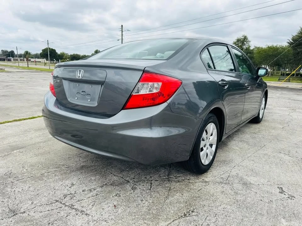 2012 Honda Civic 9th Gen - Image 5 of 15
