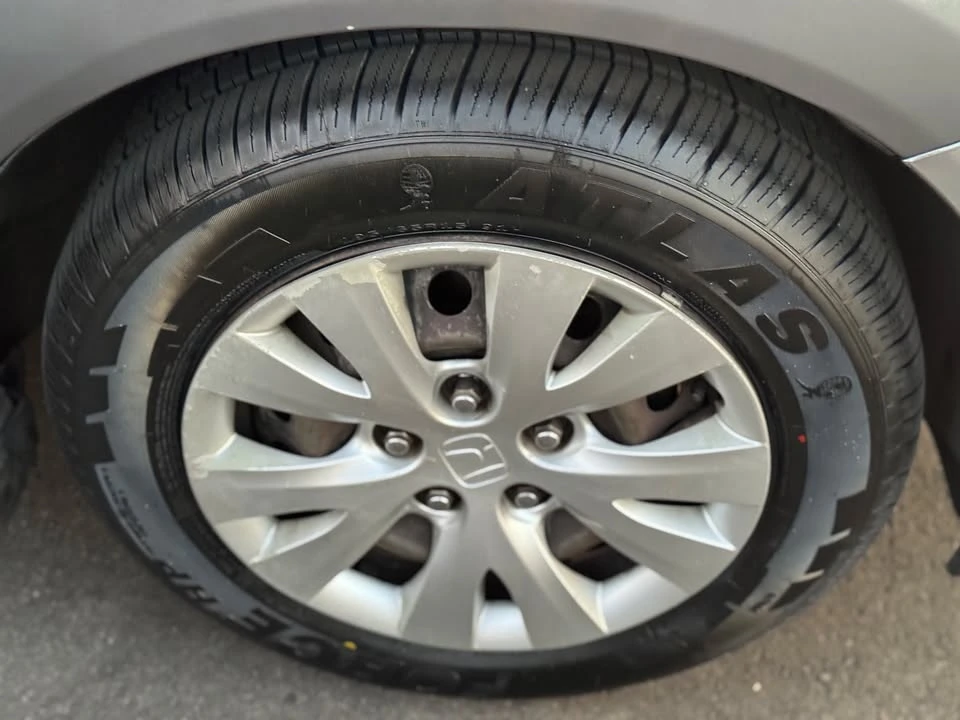2012 Honda Civic 9th Gen - Image 16 of 17