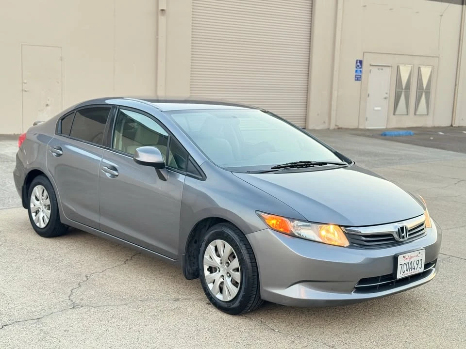 2012 Honda Civic 9th Gen - Image 3 of 17