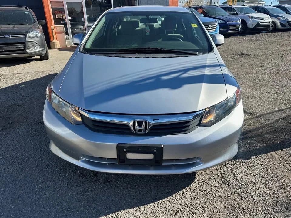 2012 Honda Civic 9th Gen - Image 2 of 12