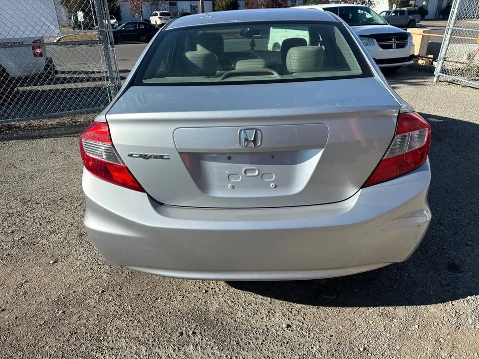 2012 Honda Civic 9th Gen - Image 6 of 12