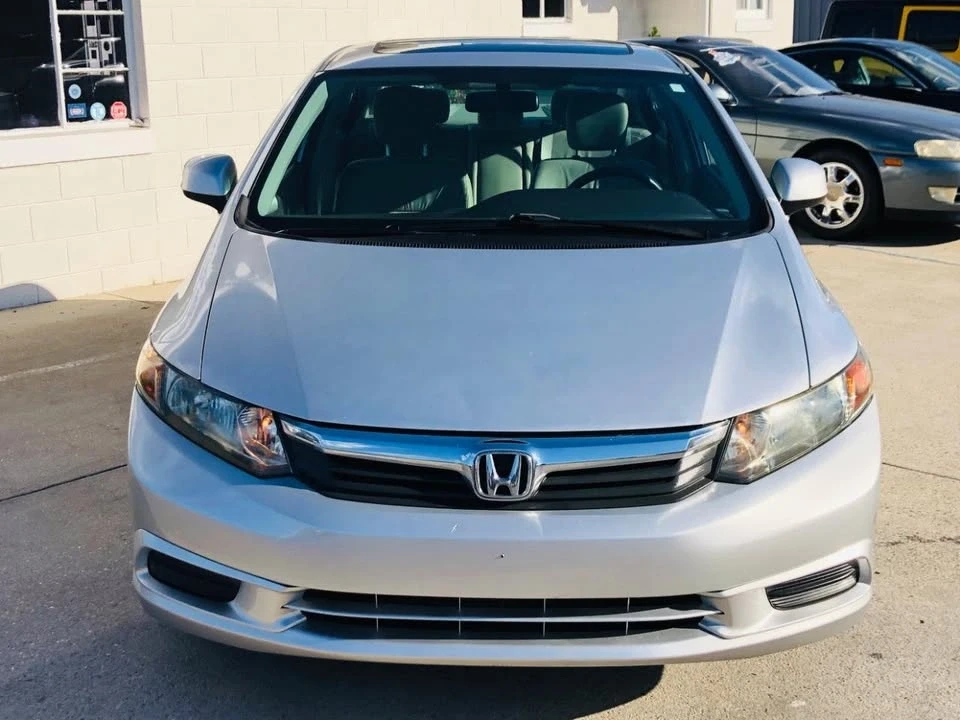 2012 Honda Civic 9th Gen - Image 8 of 20