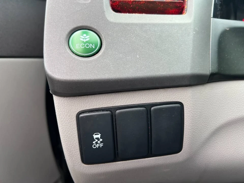 2012 Honda Civic 9th Gen - Image 17 of 18