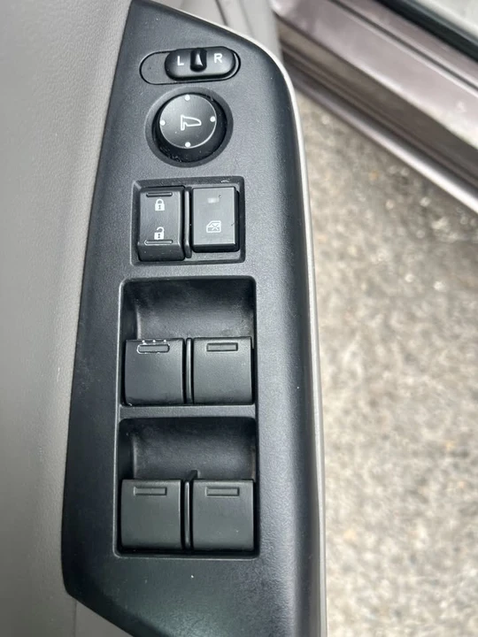 2012 Honda Civic 9th Gen - Image 11 of 17