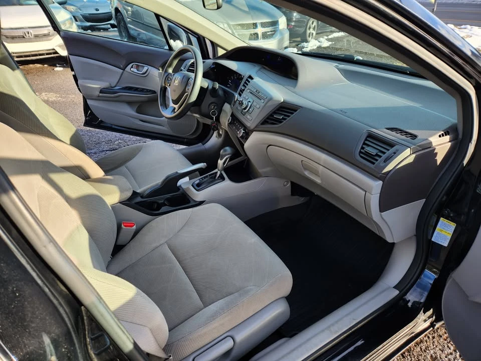 2012 Honda Civic 9th Gen - Image 16 of 18