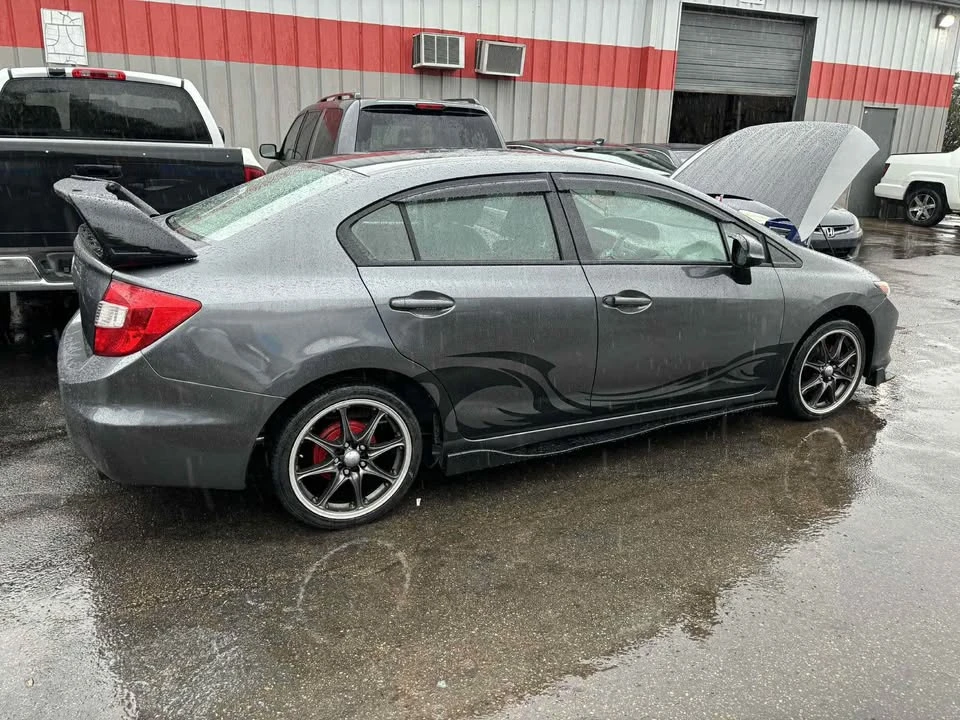 2012 Honda Civic 9th Gen - Image 5 of 9