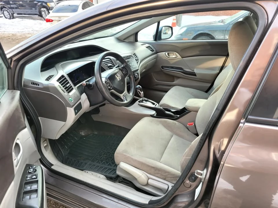 2012 Honda Civic 9th Gen - Image 7 of 16
