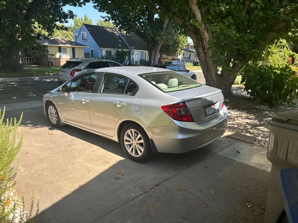 2012 Honda Civic 9th Gen - Image 6 of 9