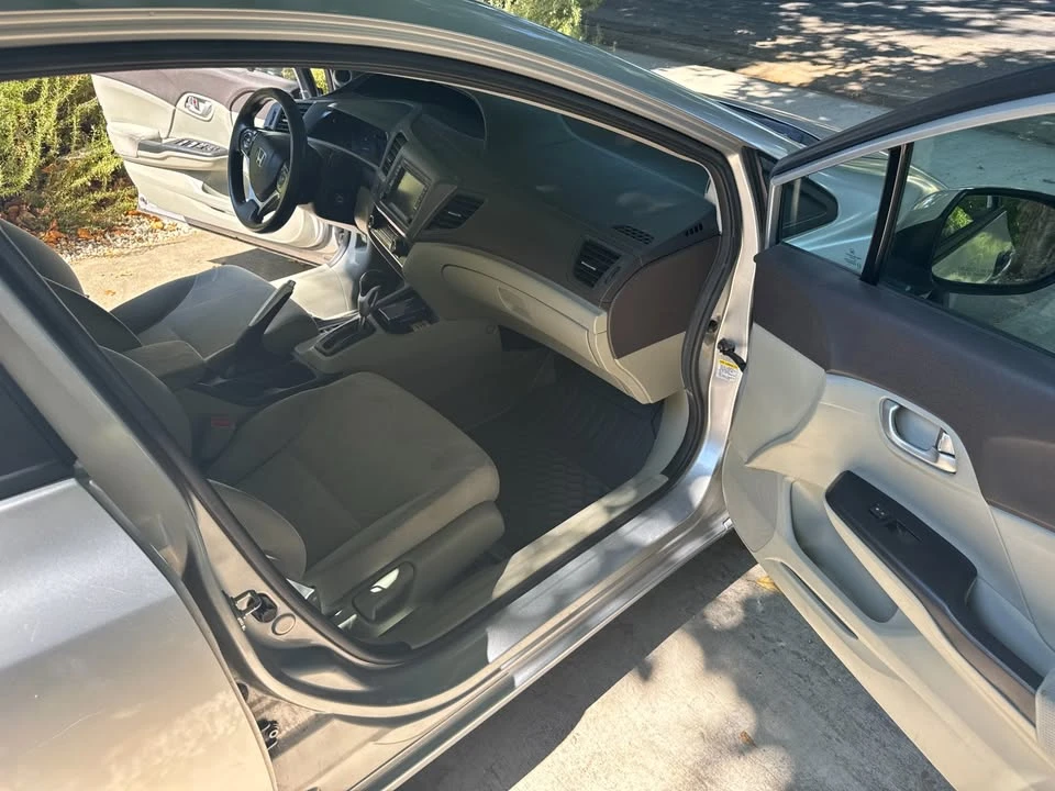 2012 Honda Civic 9th Gen - Image 9 of 9