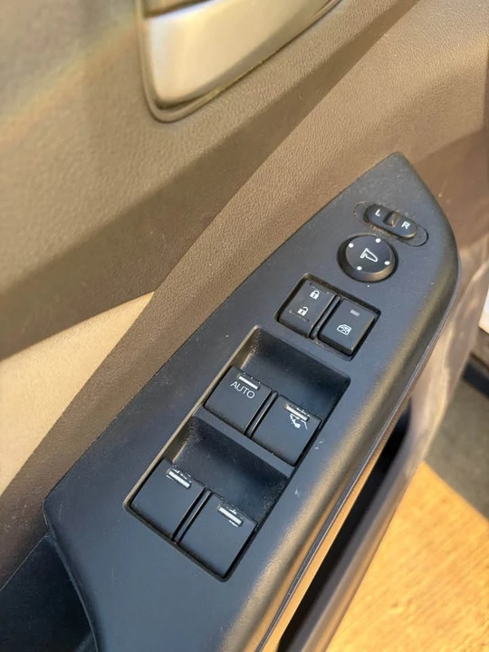2012 Honda CR-V 4th Gen - Image 12 of 15