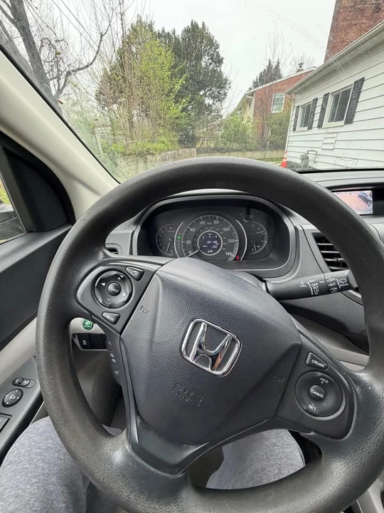 2012 Honda CR-V 4th Gen - Image 11 of 19