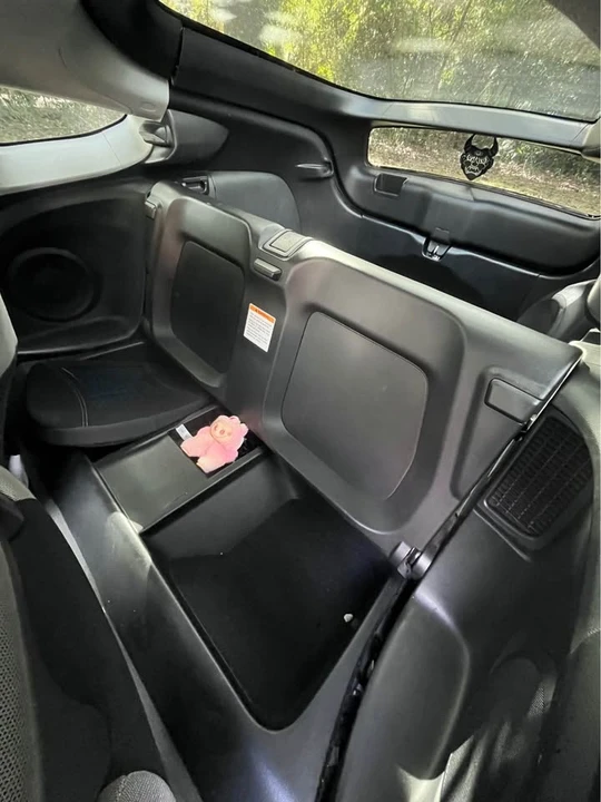 2012 Honda CR-Z - Image 6 of 10