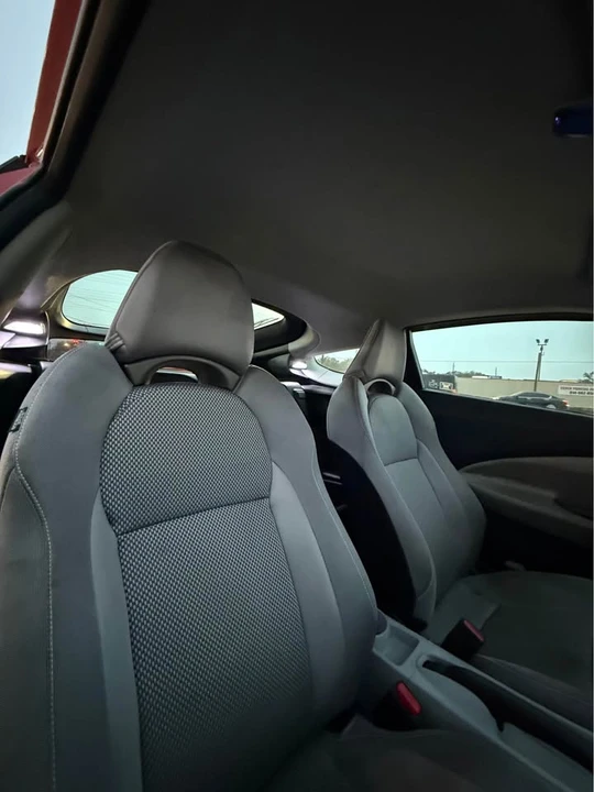2012 Honda CR-Z - Image 9 of 12