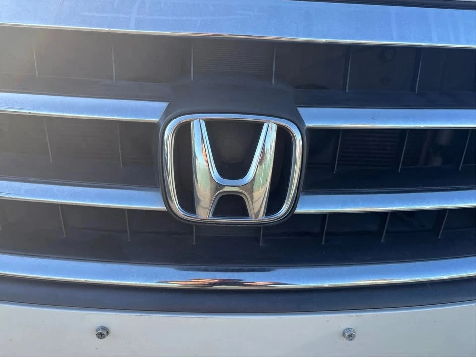 2012 Honda Accord 8th Gen - Image 18 of 19
