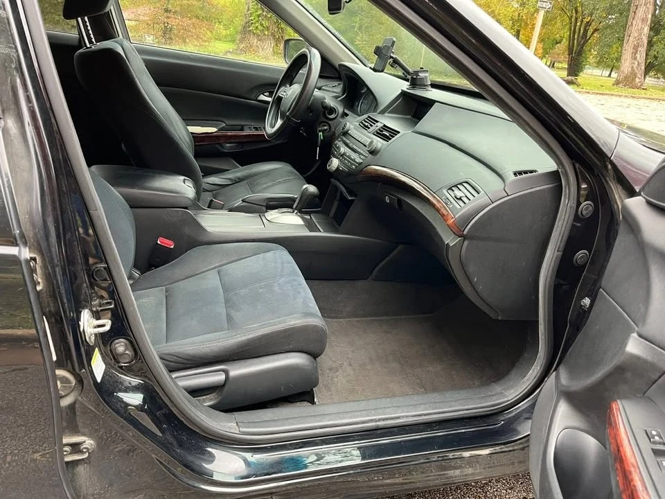 2012 Honda Accord 8th Gen - Image 7 of 15
