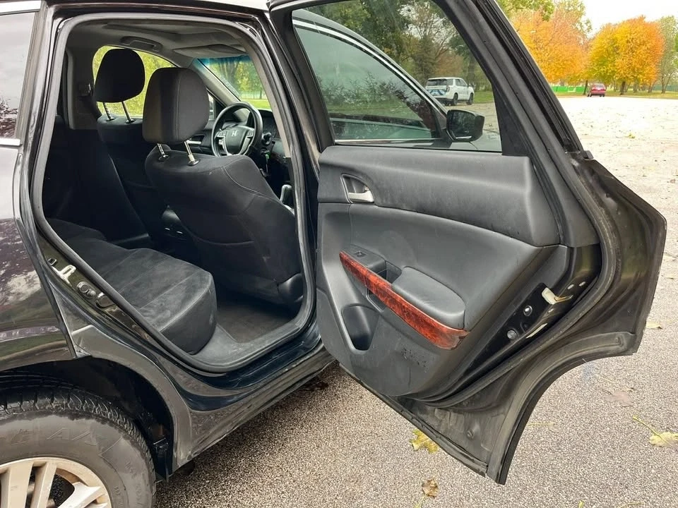 2012 Honda Accord 8th Gen - Image 7 of 15