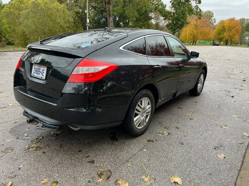 2012 Honda Accord 8th Gen - Image 4 of 15