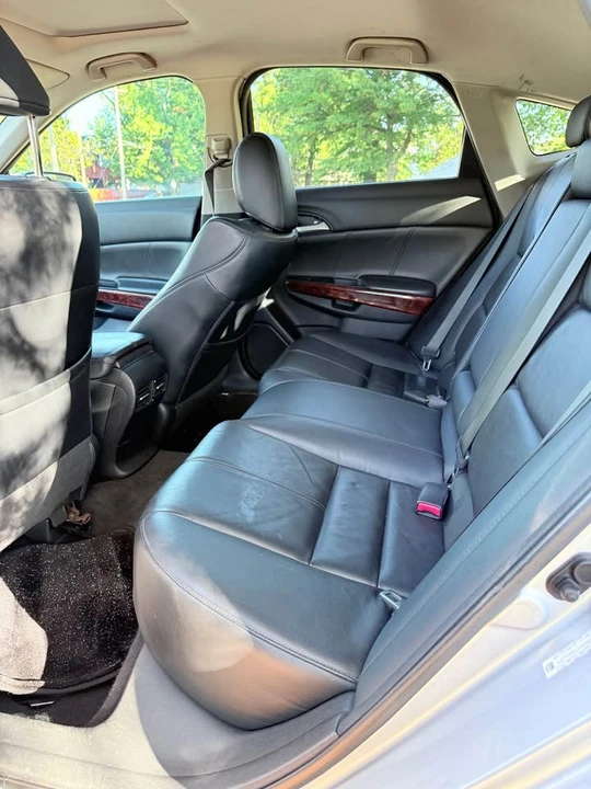 2012 Honda Accord 8th Gen - Image 10 of 18