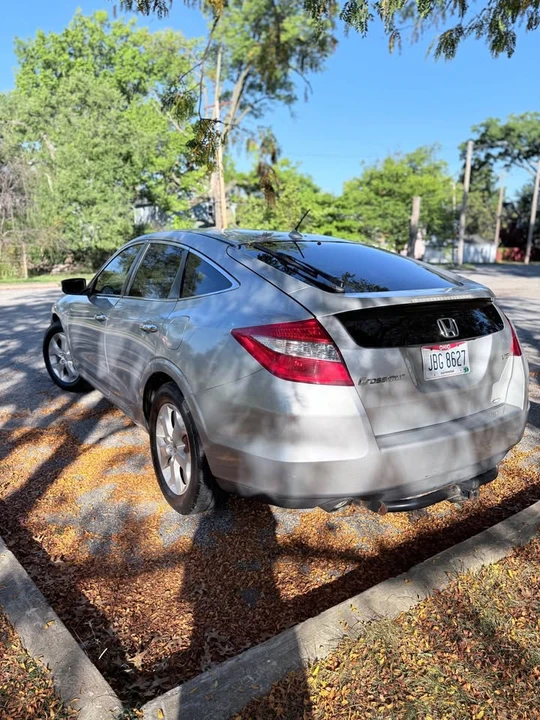 2012 Honda Accord 8th Gen - Image 3 of 18