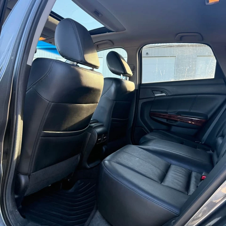 2012 Honda - Image 10 of 20