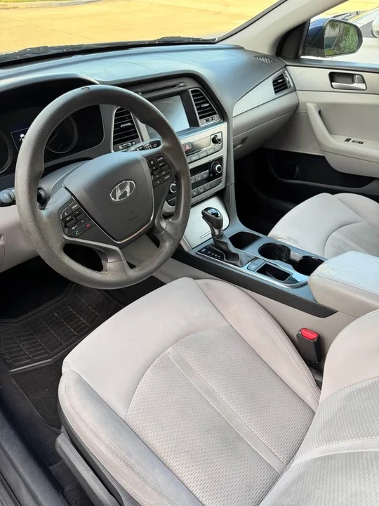 2012 Honda Fit - Image 7 of 8