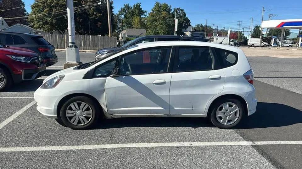 2012 Honda Fit - Image 4 of 10