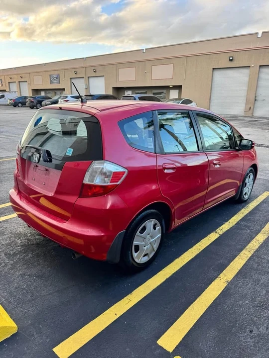 2012 Honda Fit - Image 5 of 8