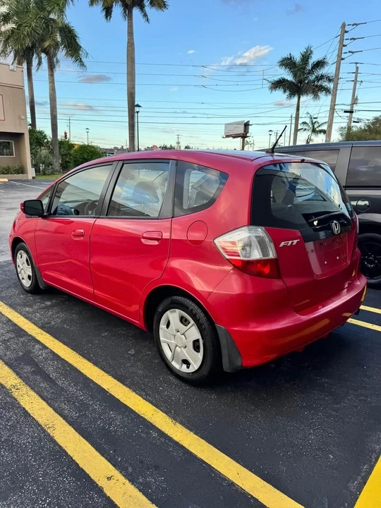 2012 Honda Fit - Image 6 of 8