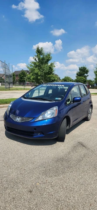 2012 Honda Fit - Image 2 of 12