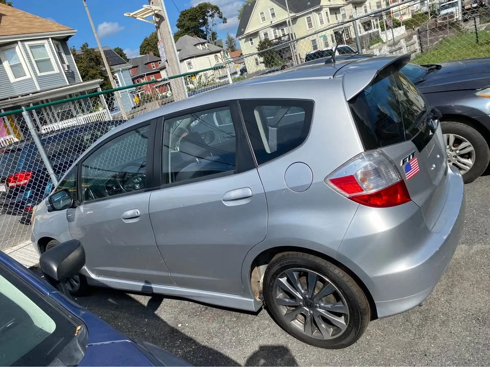 2012 Honda Fit - Image 3 of 11