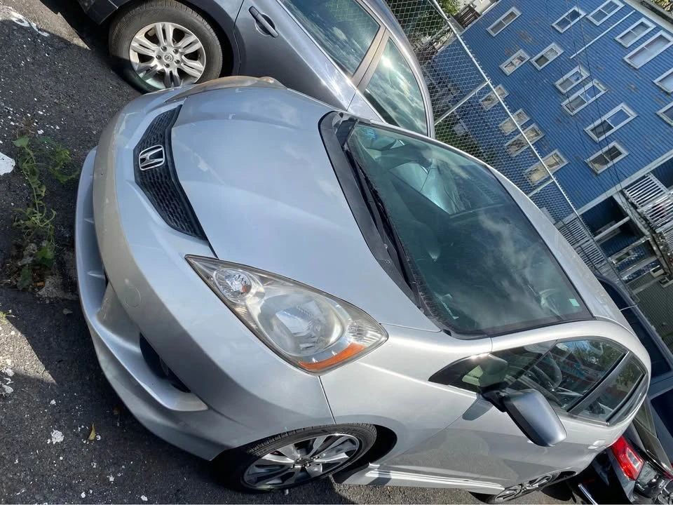 2012 Honda Fit - Image 10 of 11