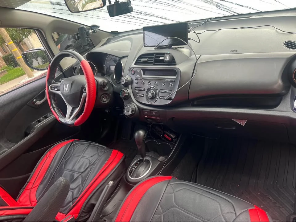 2012 Honda Fit - Image 5 of 11