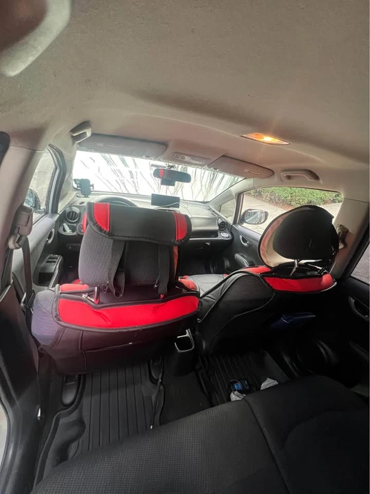 2012 Honda Fit - Image 9 of 11
