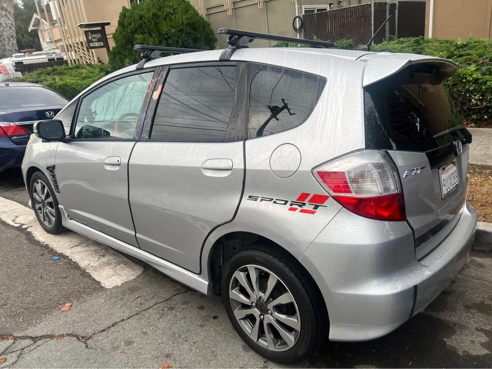 2012 Honda Fit - Image 2 of 11