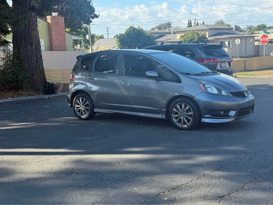2012 Honda Fit - Image 4 of 10