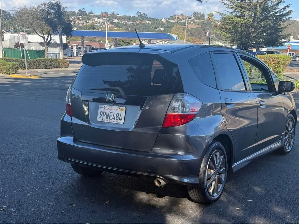 2012 Honda Fit - Image 3 of 10