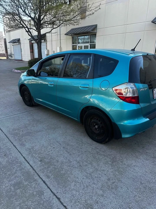2012 Honda Fit - Image 7 of 10