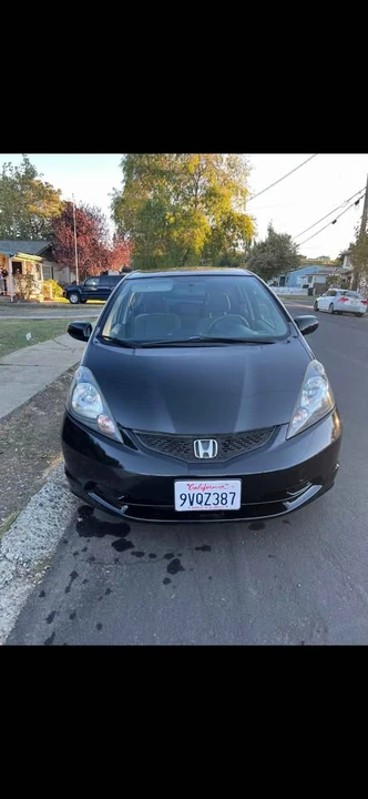2012 Honda Fit - Image 2 of 9