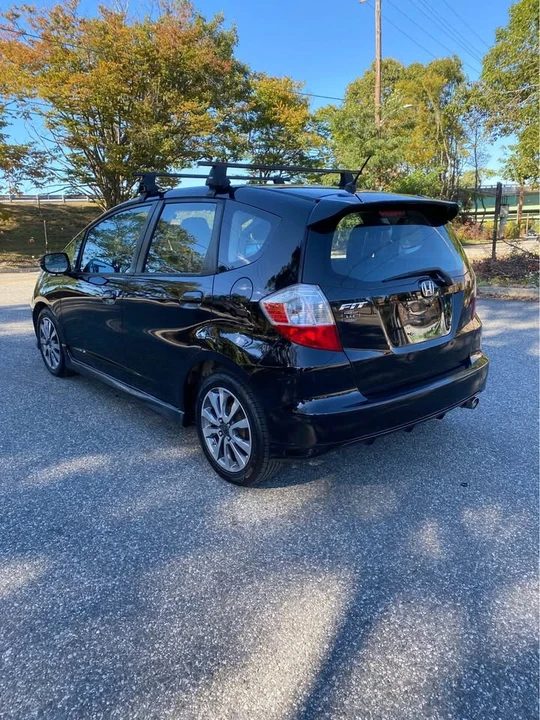 2012 Honda Fit - Image 3 of 11