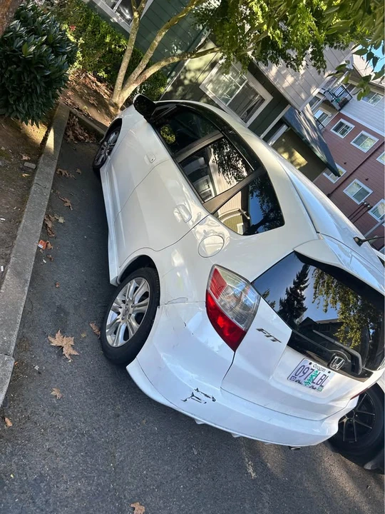 2012 Honda Fit - Image 3 of 5