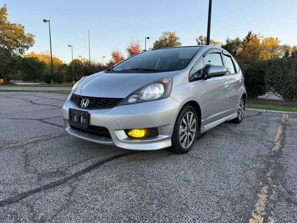 2012 Honda Fit - Image 2 of 13