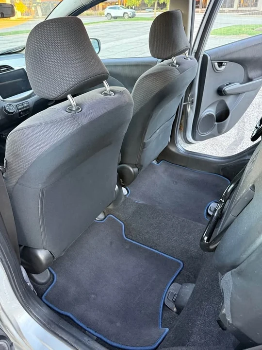 2012 Honda Fit - Image 8 of 13