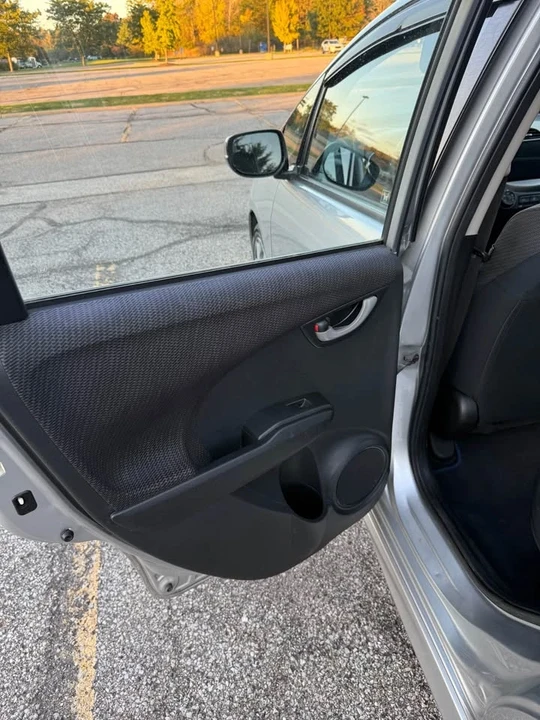 2012 Honda Fit - Image 10 of 13