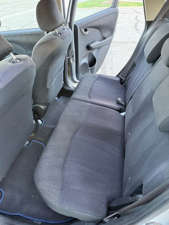 2012 Honda Fit - Image 9 of 13