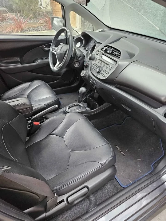2012 Honda Fit - Image 3 of 3