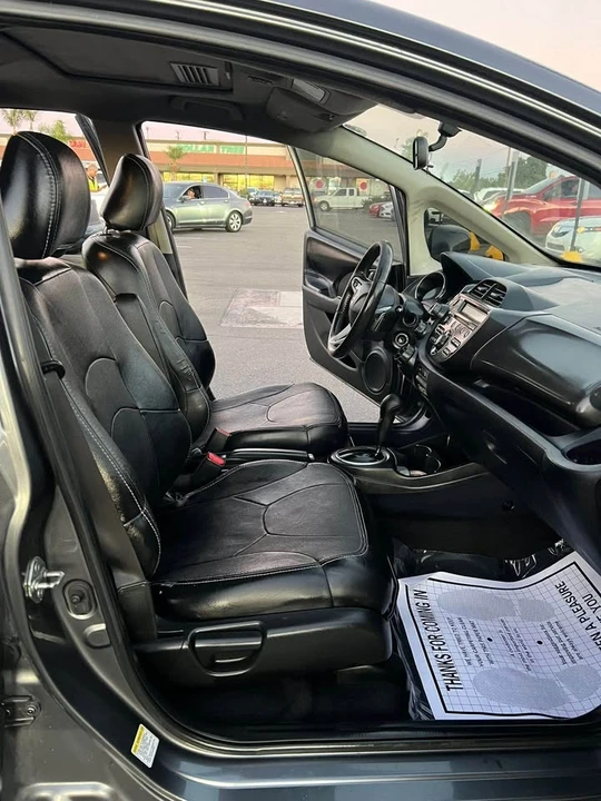2012 Honda Fit - Image 11 of 11