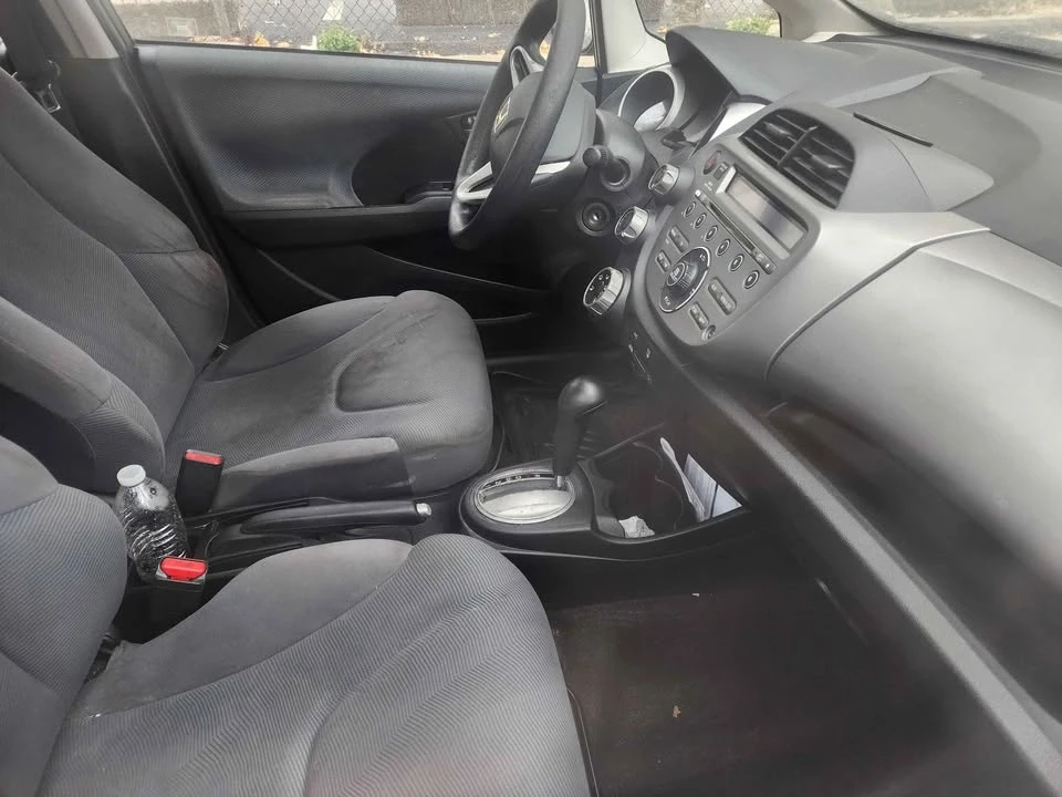 2012 Honda Fit - Image 2 of 6