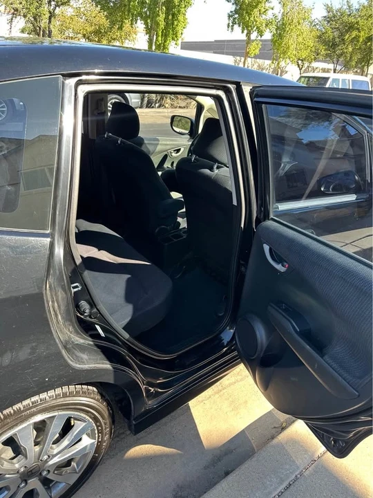 2012 Honda Fit - Image 6 of 10