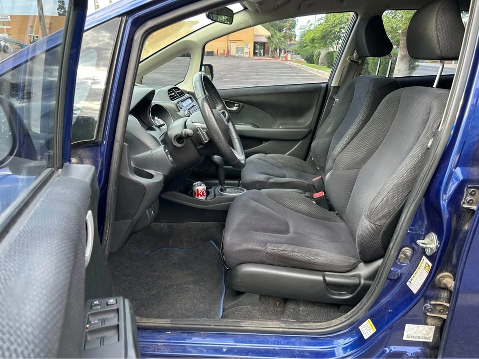 2012 Honda Fit - Image 10 of 11